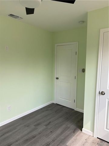 1007 S Colorado Avenue, Mercedes, TX 78570