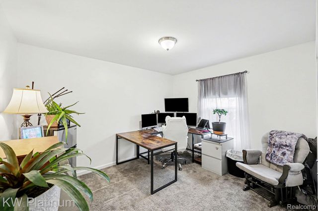 58612 Virginia Circle, New Haven Village, MI 48048