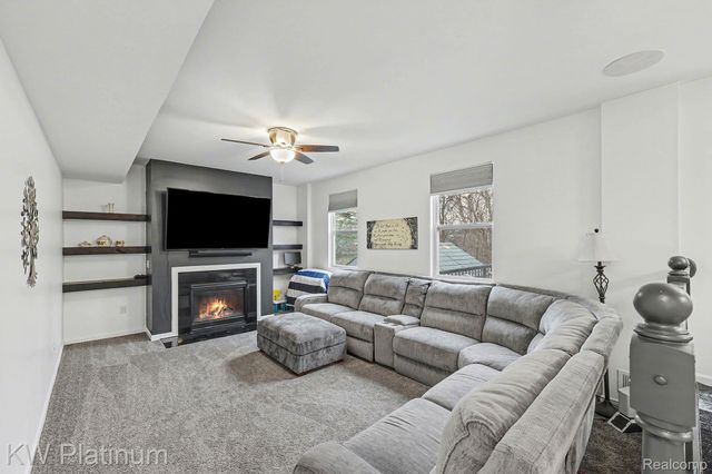 58612 Virginia Circle, New Haven Village, MI 48048