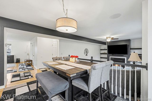 58612 Virginia Circle, New Haven Village, MI 48048