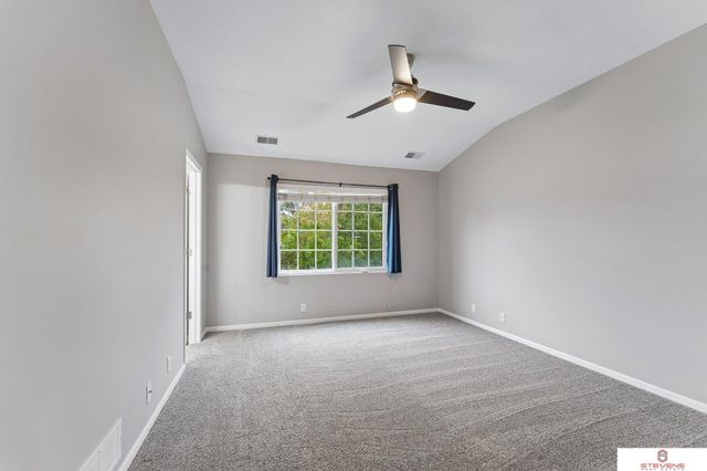 6516 N 148th Street, Omaha, NE 68116