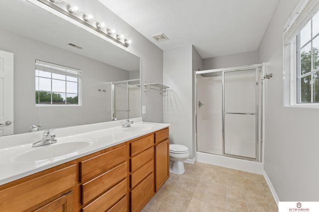 6516 N 148th Street, Omaha, NE 68116
