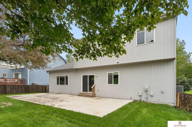 6516 N 148th Street, Omaha, NE 68116