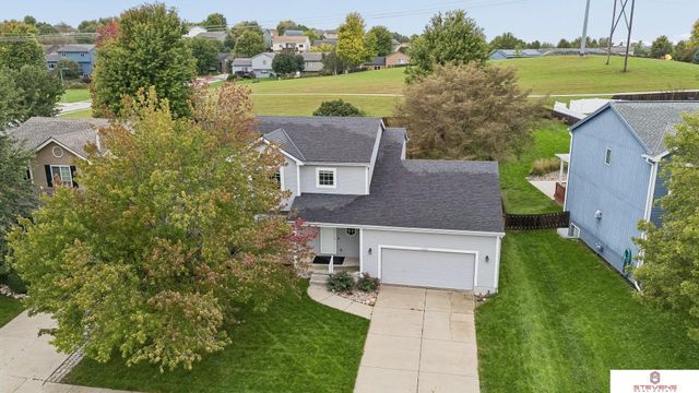 6516 N 148th Street, Omaha, NE 68116