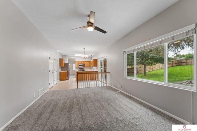 6516 N 148th Street, Omaha, NE 68116