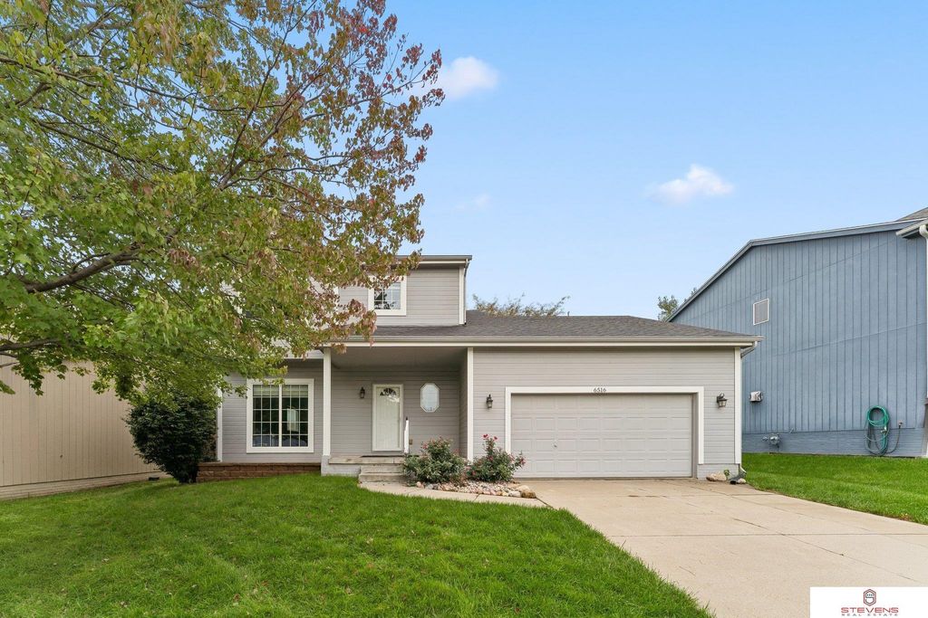 6516 N 148th Street, Omaha, NE 68116