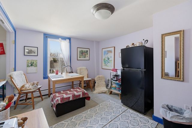 128 West St, Hadley, MA 01035