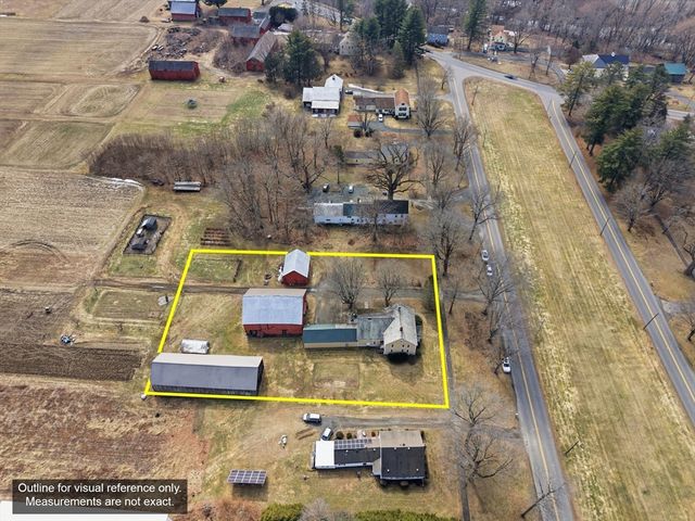 128 West St, Hadley, MA 01035