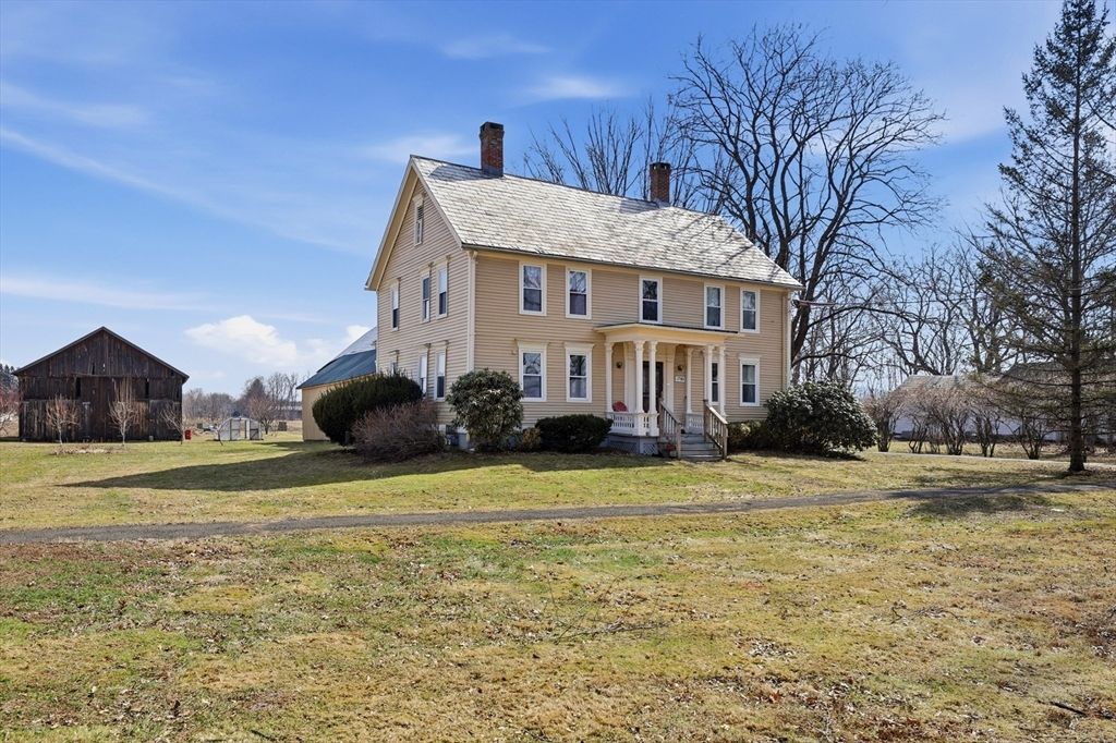 128 West St, Hadley, MA 01035