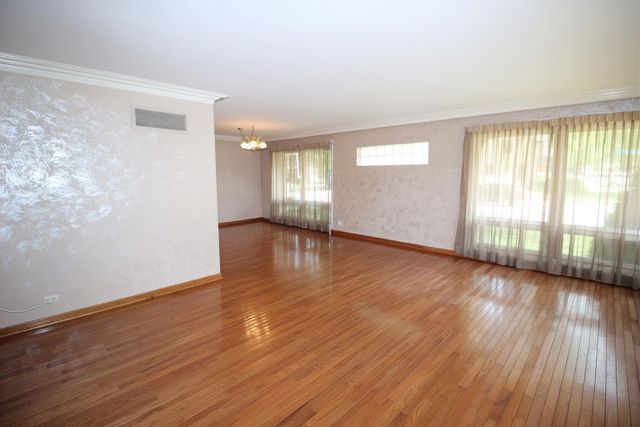 10158 S Talman Avenue, Chicago, IL 60655