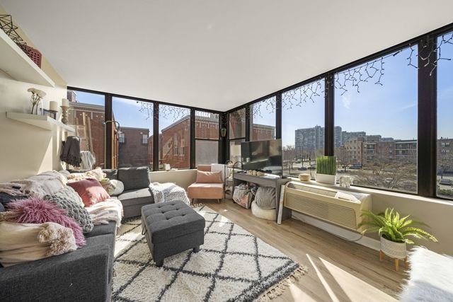 345 E Eastgate Place 306, Chicago, IL 60616