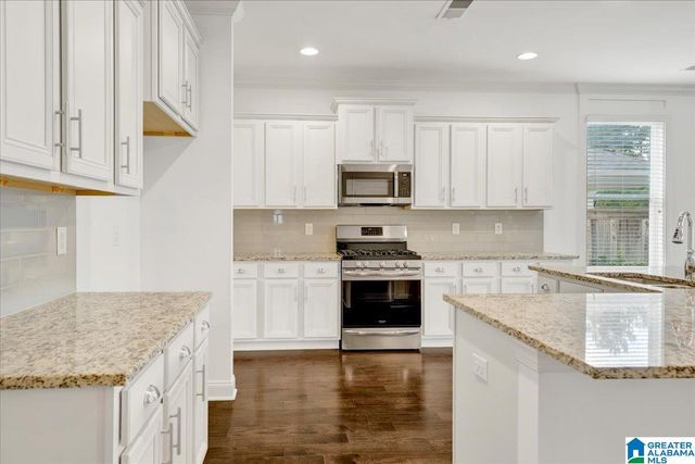 4068 PARK CROSSINGS DRIVE, Chelsea, AL 35043