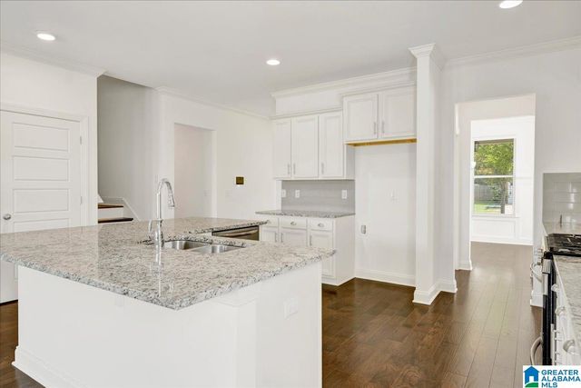 4068 PARK CROSSINGS DRIVE, Chelsea, AL 35043
