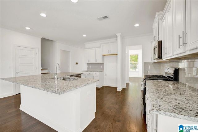 4068 PARK CROSSINGS DRIVE, Chelsea, AL 35043