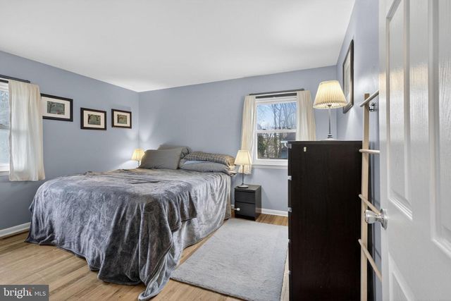 1202 PINEFIELD RD, Newark, DE 19713