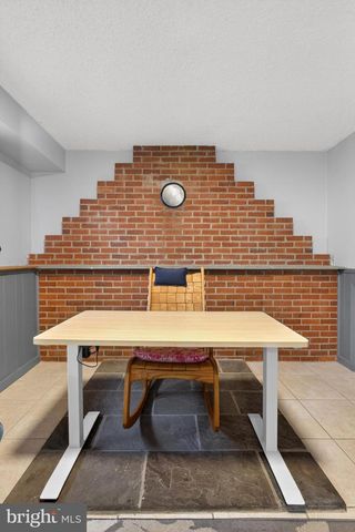 1202 PINEFIELD RD, Newark, DE 19713