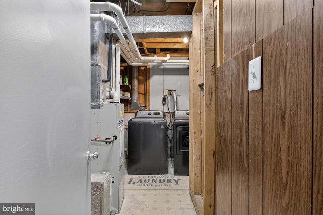 1202 PINEFIELD RD, Newark, DE 19713