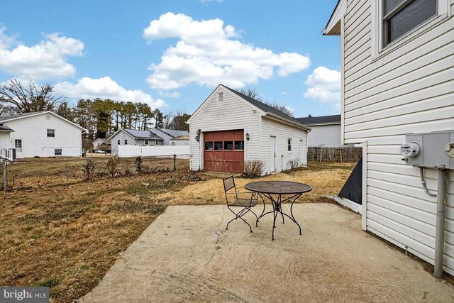 1202 PINEFIELD RD, Newark, DE 19713