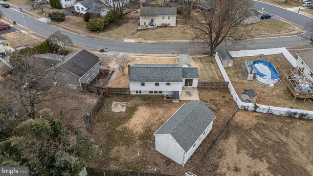 1202 PINEFIELD RD, Newark, DE 19713