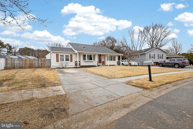 1202 PINEFIELD RD, Newark, DE 19713