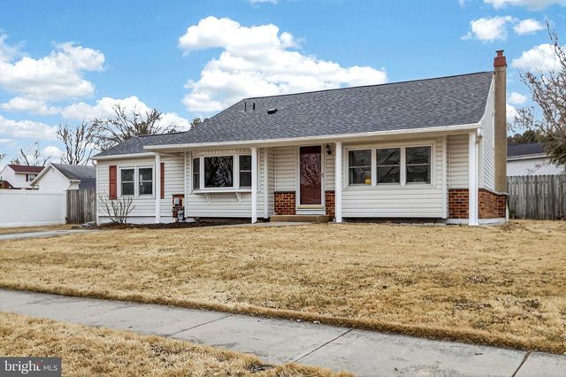 1202 PINEFIELD RD, Newark, DE 19713