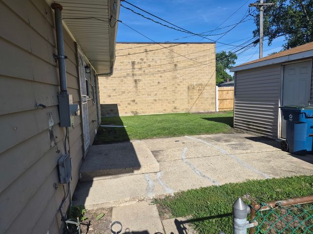 2821 W 147 Street, Posen, IL 60469
