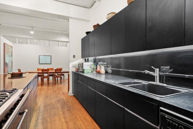 727 S Dearborn Street 311, Chicago, IL 60605