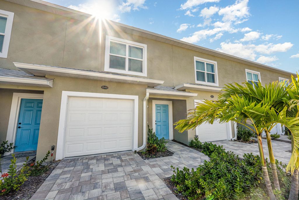 870 Paddleboard Court, Melbourne, FL 32935