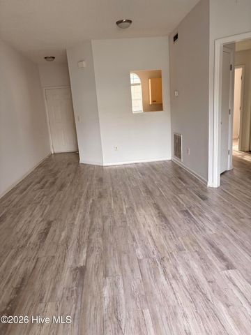 4220 Wilshire Boulevard 203, Wilmington, NC 28403