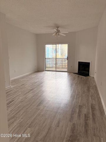 4220 Wilshire Boulevard 203, Wilmington, NC 28403