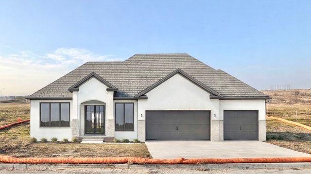 8351 Edgewood Court, West Des Moines, IA 50266