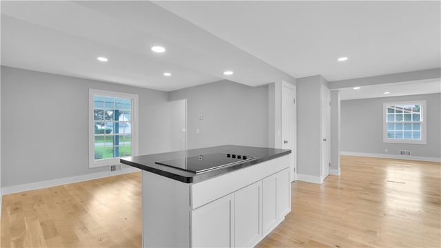 32 Yorktown Drive, Greece, NY 14616