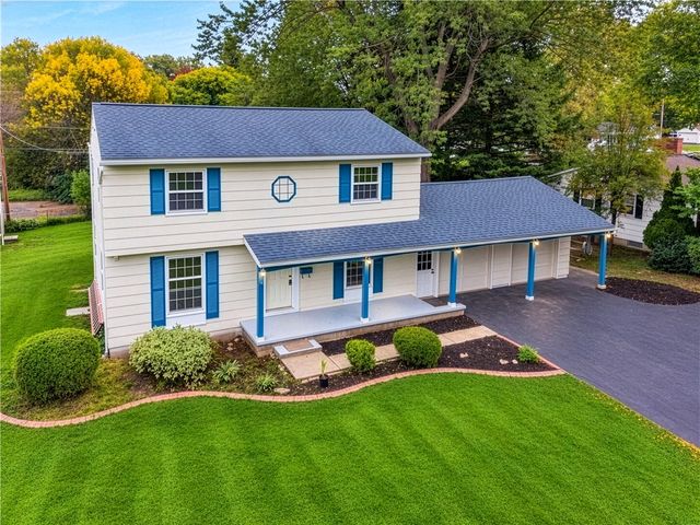 32 Yorktown Drive, Greece, NY 14616