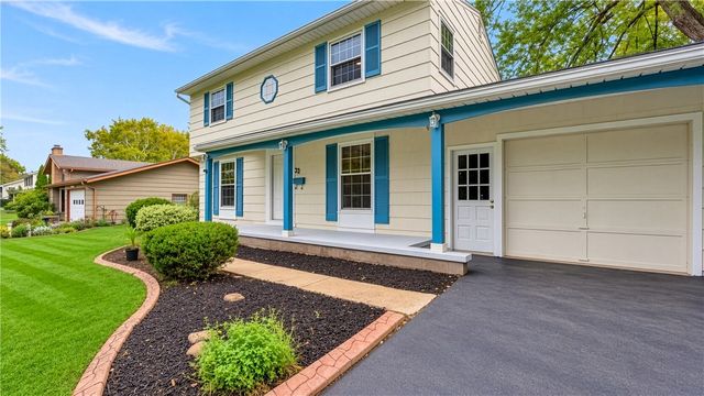 32 Yorktown Drive, Greece, NY 14616