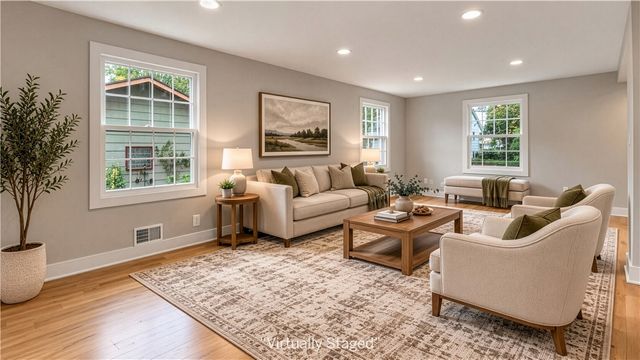 32 Yorktown Drive, Greece, NY 14616