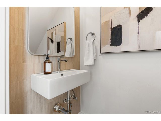 2360 S Acoma St, Denver, CO 80223