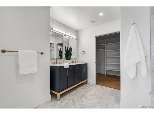 2360 S Acoma St, Denver, CO 80223