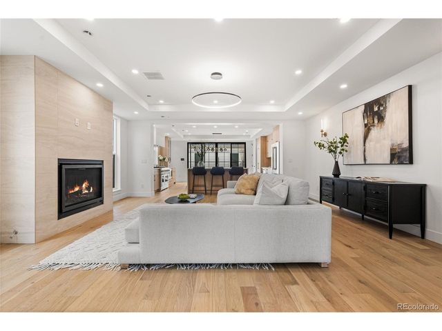 2360 S Acoma St, Denver, CO 80223