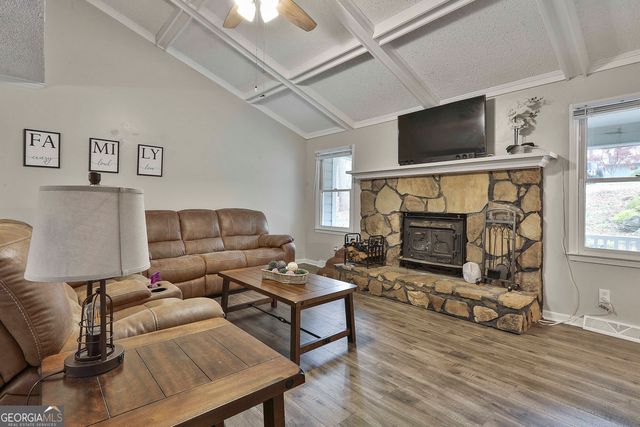 32 Rustica Drive, Newnan, GA 30263