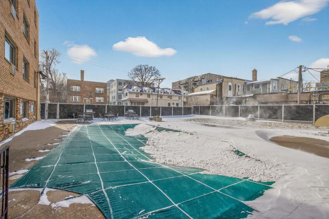 2727 W 43rd Street 201, Minneapolis, MN 55410