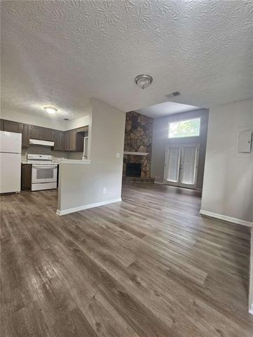 909 Ohara Drive, Jonesboro, GA 30236