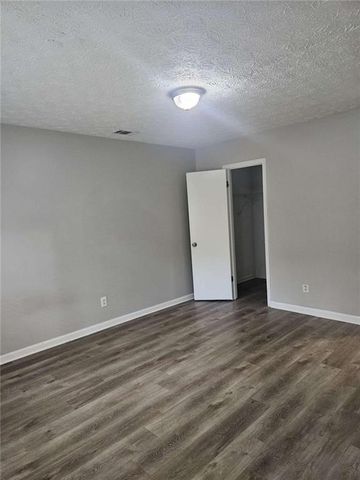909 Ohara Drive, Jonesboro, GA 30236