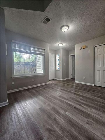909 Ohara Drive, Jonesboro, GA 30236