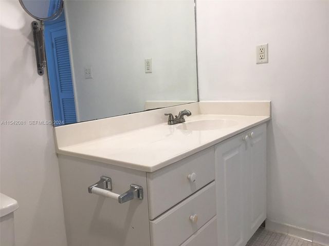 19380 Collins Avenue 1515, Sunny Isles Beach, FL 33160