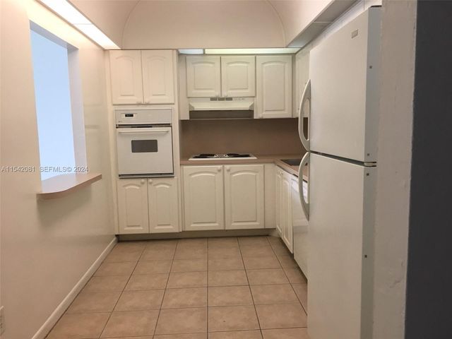19380 Collins Avenue 1515, Sunny Isles Beach, FL 33160