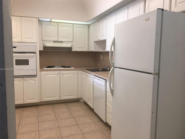 19380 Collins Avenue 1515, Sunny Isles Beach, FL 33160
