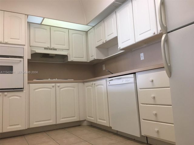 19380 Collins Avenue 1515, Sunny Isles Beach, FL 33160