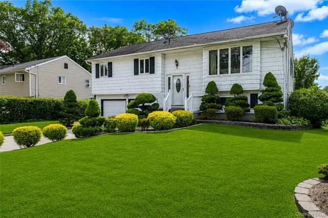34 Ruland Road, Selden, NY 11784