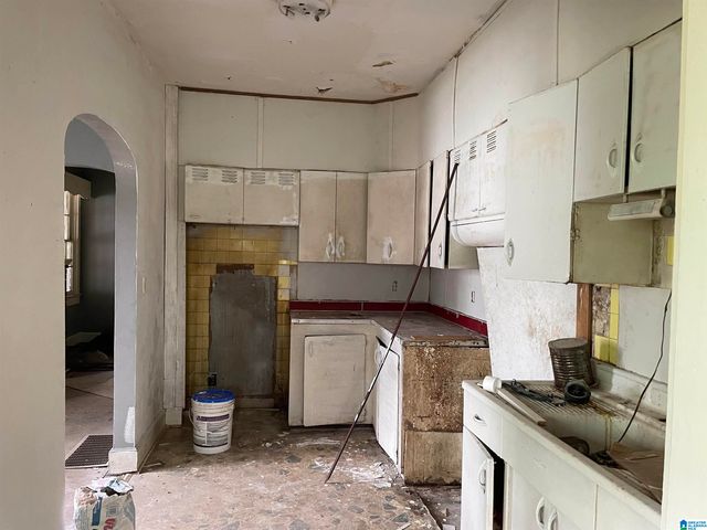 942 N 47TH PLACE, Birmingham, AL 35212