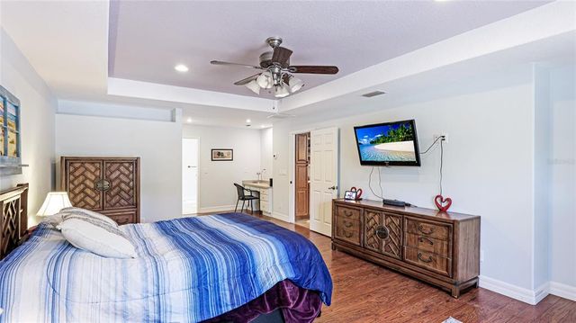 222 HIGH POINT DRIVE, Venice, FL 34292